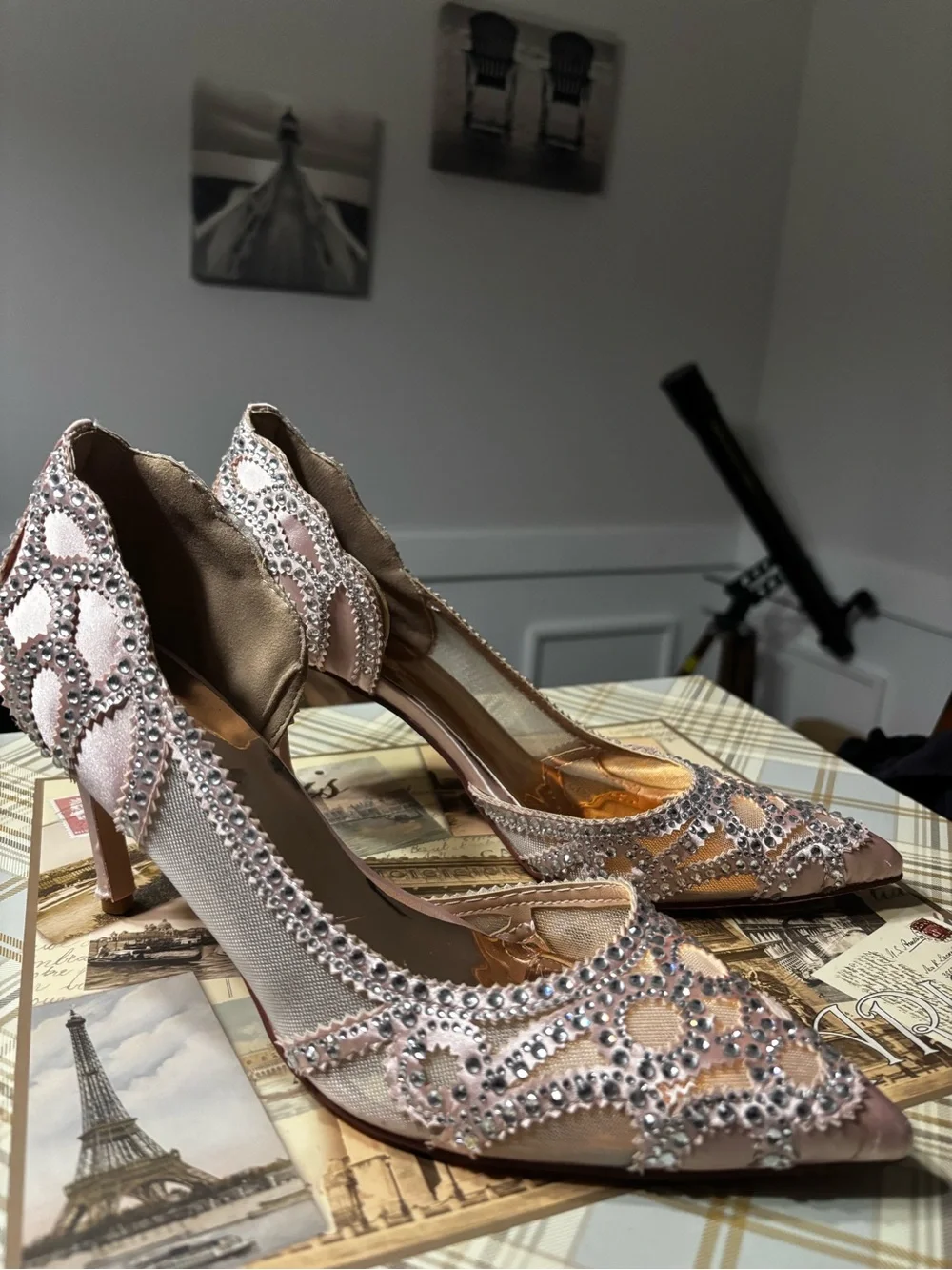 XYD Women's Pumps, Elegant Pointed Toe, D'Orsay Kitten Low Heels, Rhinestone